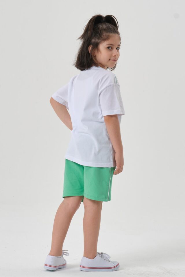 Bisiklet Yaka Baskılı Kız Çocuk T-shırt ve Şort Takımı